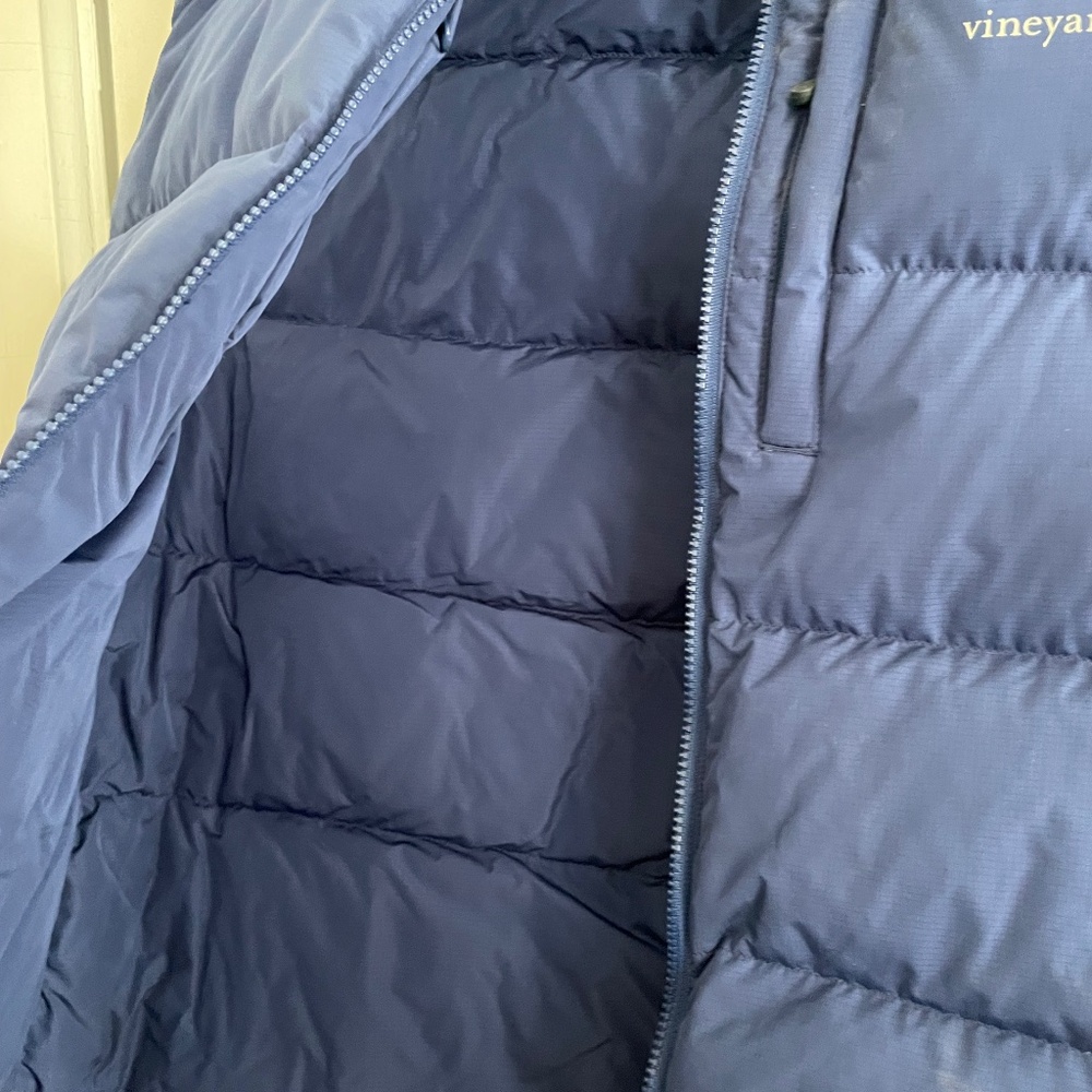 Vineyard Vines blue puffer vest medium